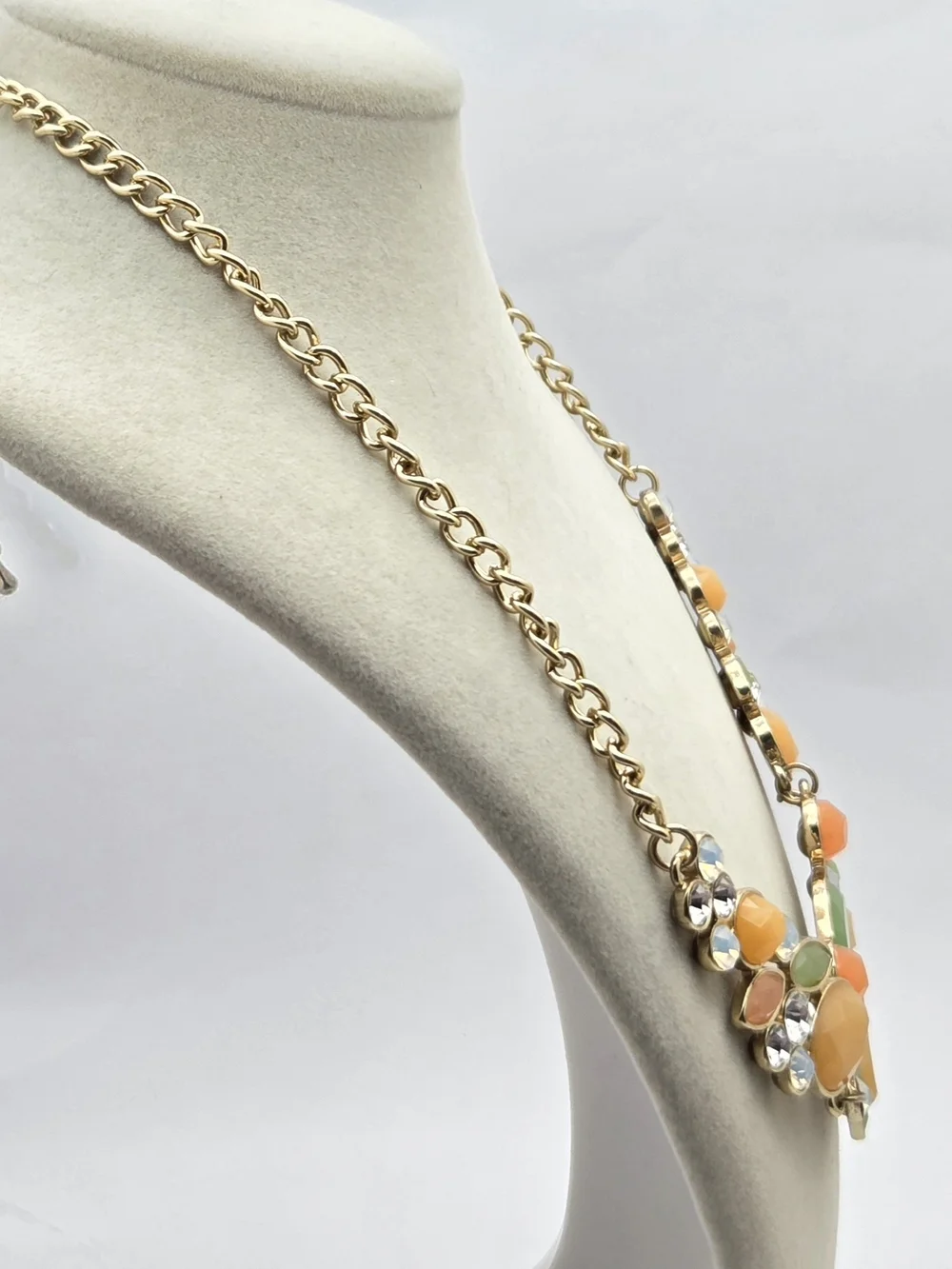 Vibrant Citrus Bib Statement Necklace Gold Tone Rhinestone Orange Green 19.5